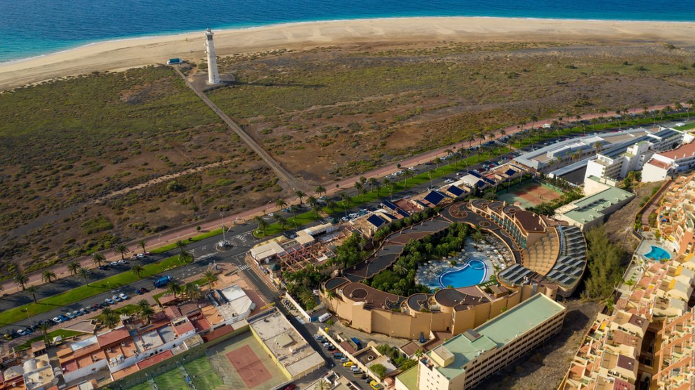 284.822 KG menos de CO₂ gracias a la energía solar térmica MUR Hotels 284.822 KG menos de CO₂ gracias a la energía solar térmica MUR Hotels